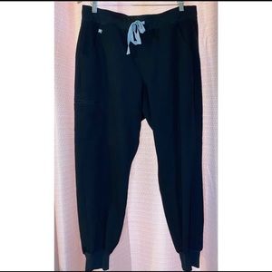 Womens figs jogger scrub pants great shape